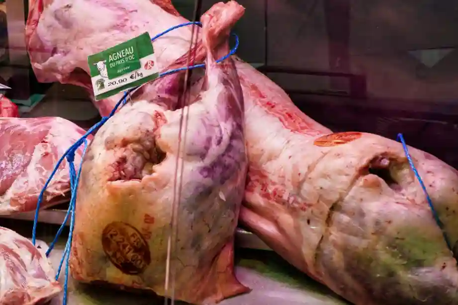 Entrecôtes de bœuf sélectionnées par votre boucher à Bourgoin-Jallieu